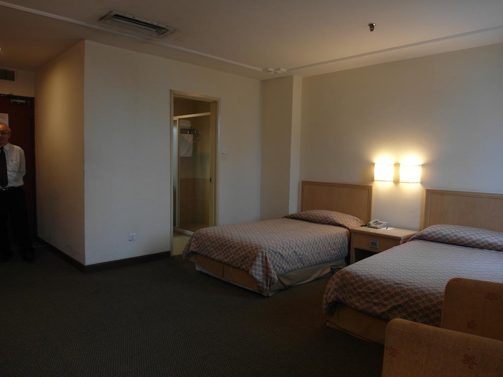 Mandarin Pacific Hotel Куала-Лумпур Номер фото